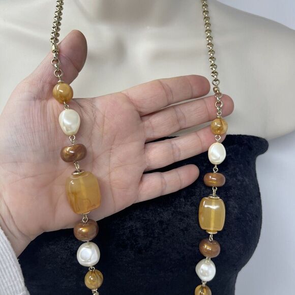 Chico's Single Necklace Amber Color Acrylic Pearl Brown On Gold Tone Longline - Picture 5 of 7